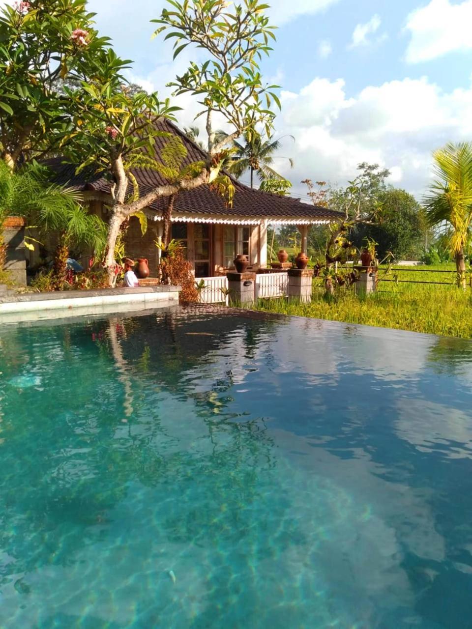 Uma Caming Villas & Gym Теґалаланґ Екстер'єр фото